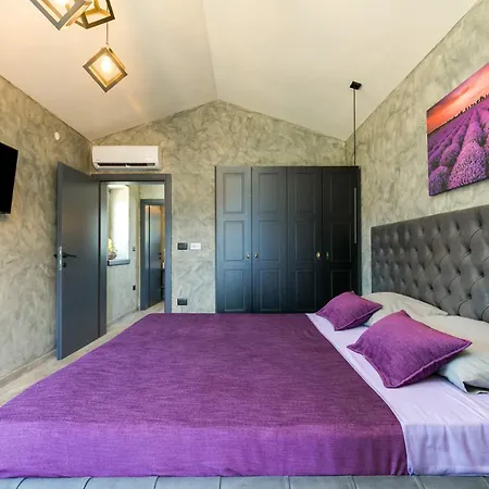 Duplex Lavanda & Maslina By Istrabook *